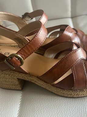 BOC Women's Brown Faux Leather Melodie Espadrille Platform Sandals Size 9M NEW